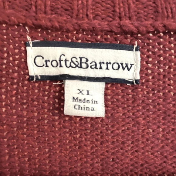 Croft & Barrow XL red Holiday sweater w/full zip front closure w/toggle pull. - Picture 2 of 9